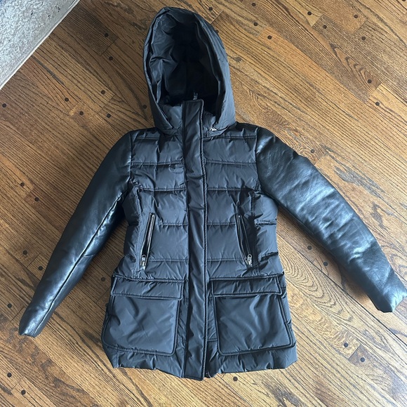 Mackage Women’s Down Coat with Leather Sleeves - Picture 1 of 5